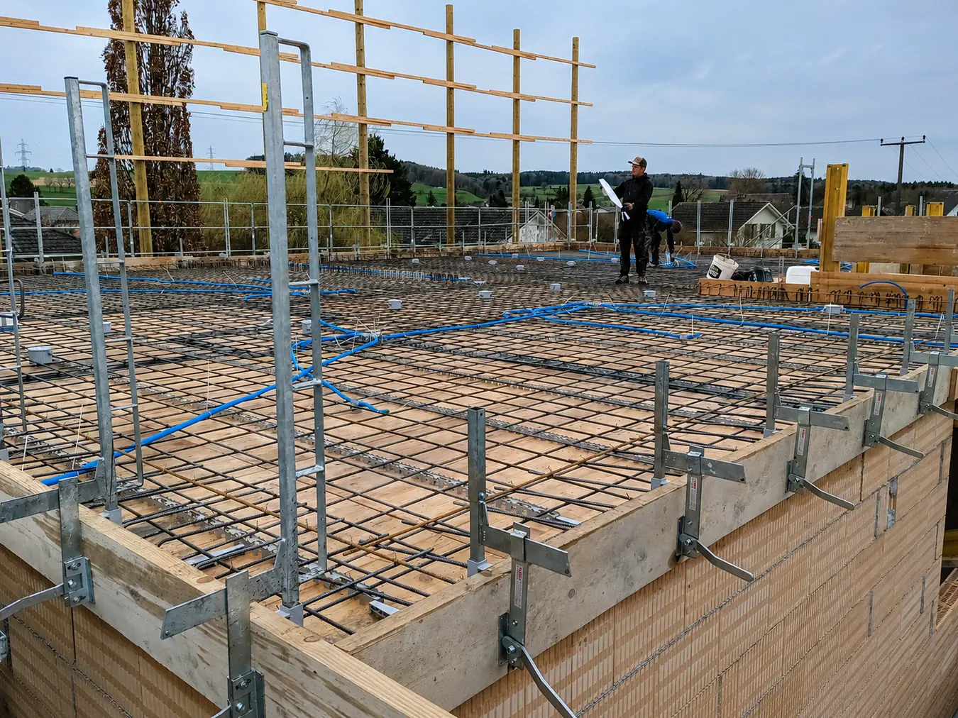 Bewehrte Decke vor dem Betonieren – Pool Service Stritt